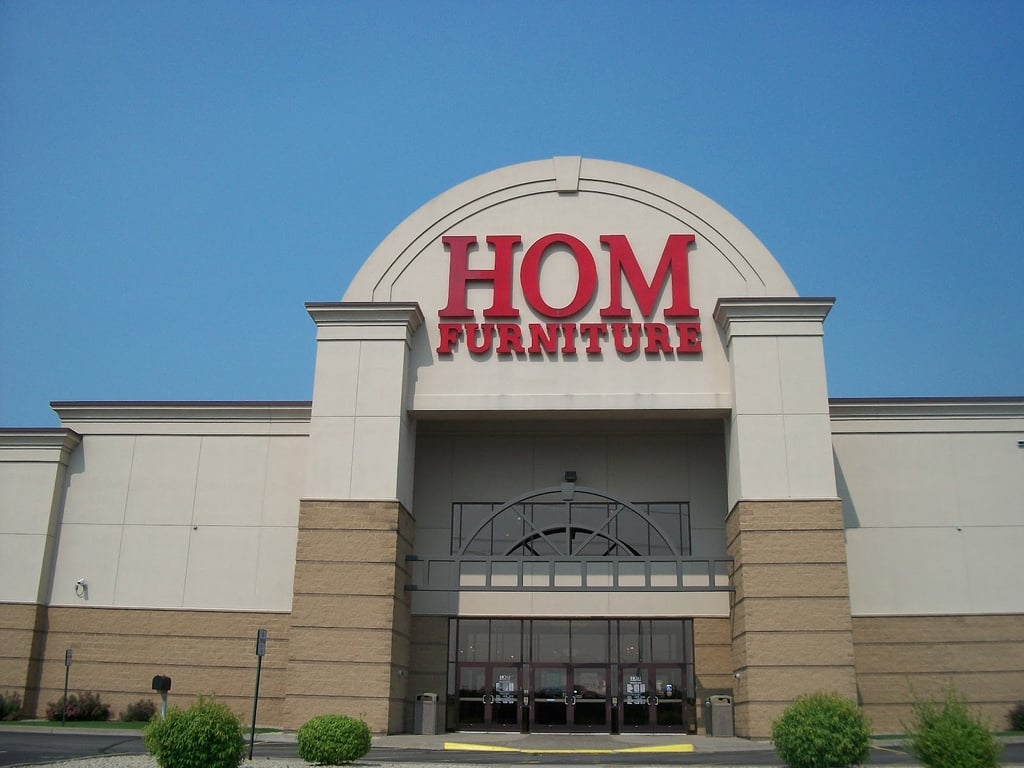 HOM Furniture