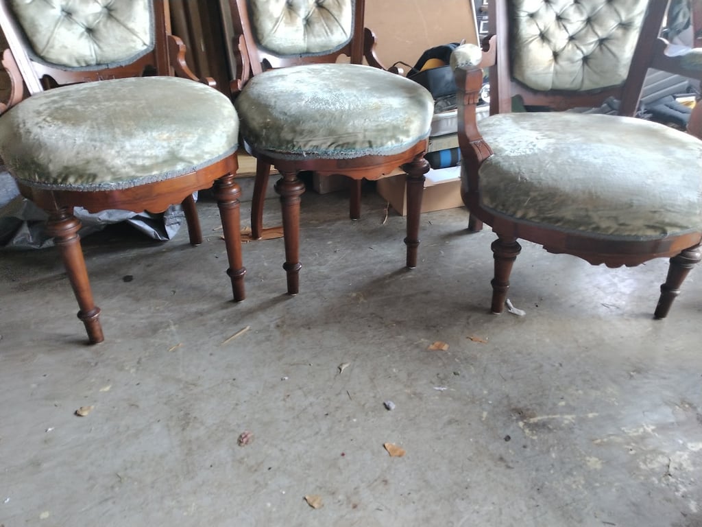 Robert’s Antiques, Inc.