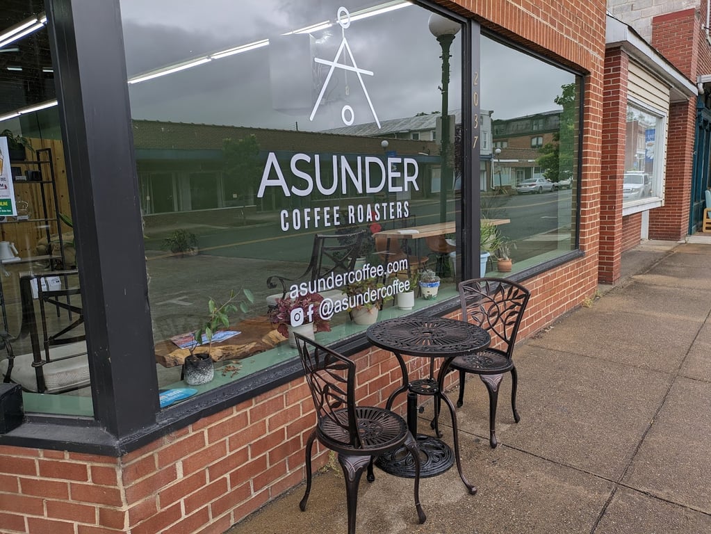 Asunder Coffee Roasters & Cafe