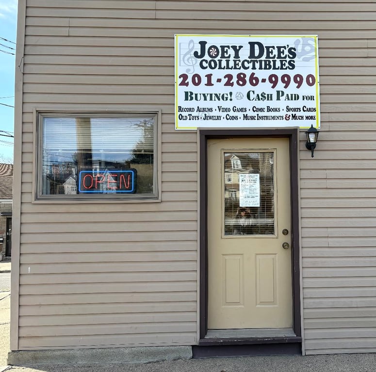 Joey Dee’s Collectibles