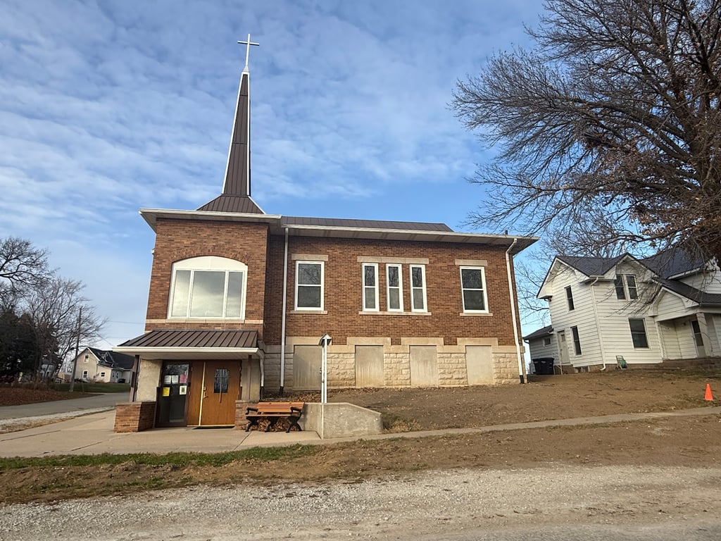 Ainsworth Community Church