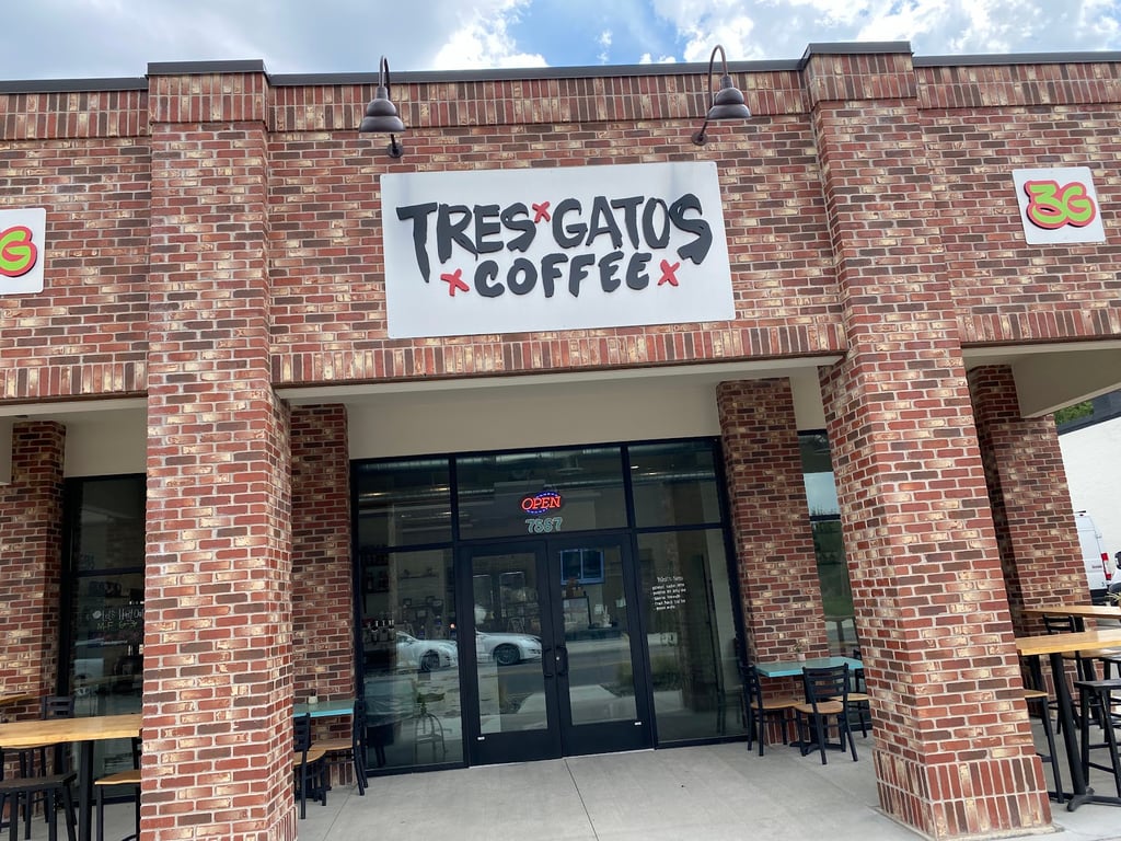 TRES GATOS COFFEE