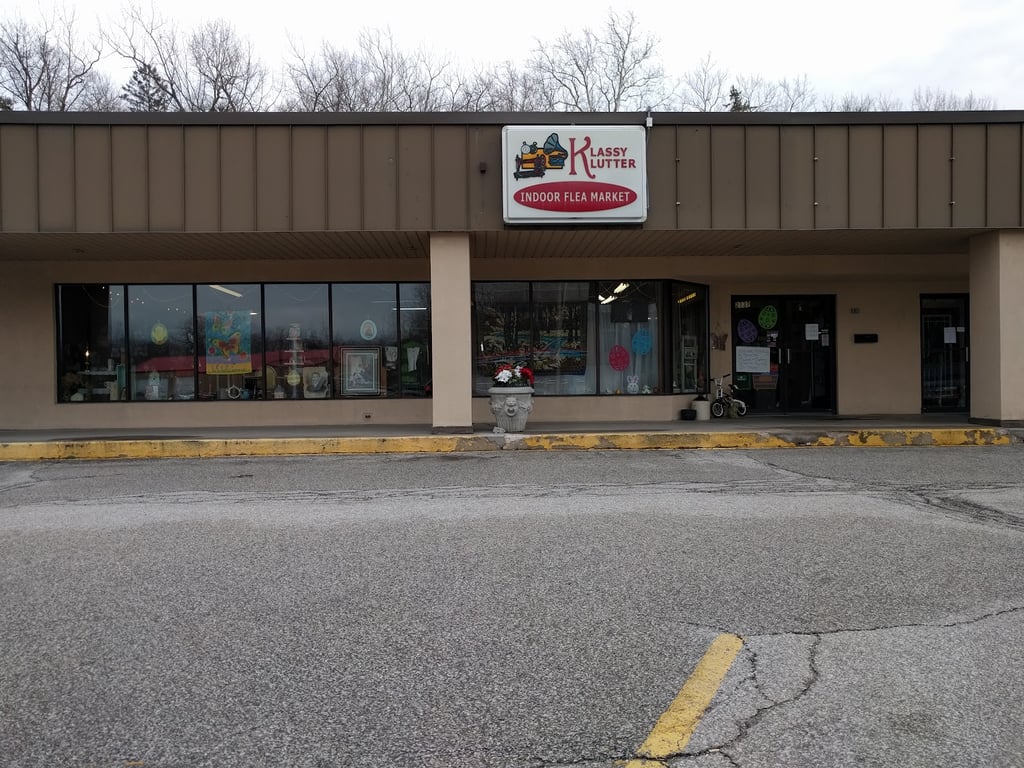 Klassy Klutter Indoor Flea Market