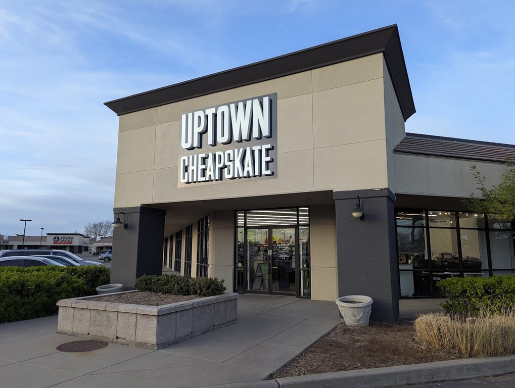 Uptown Cheapskate East Wichita