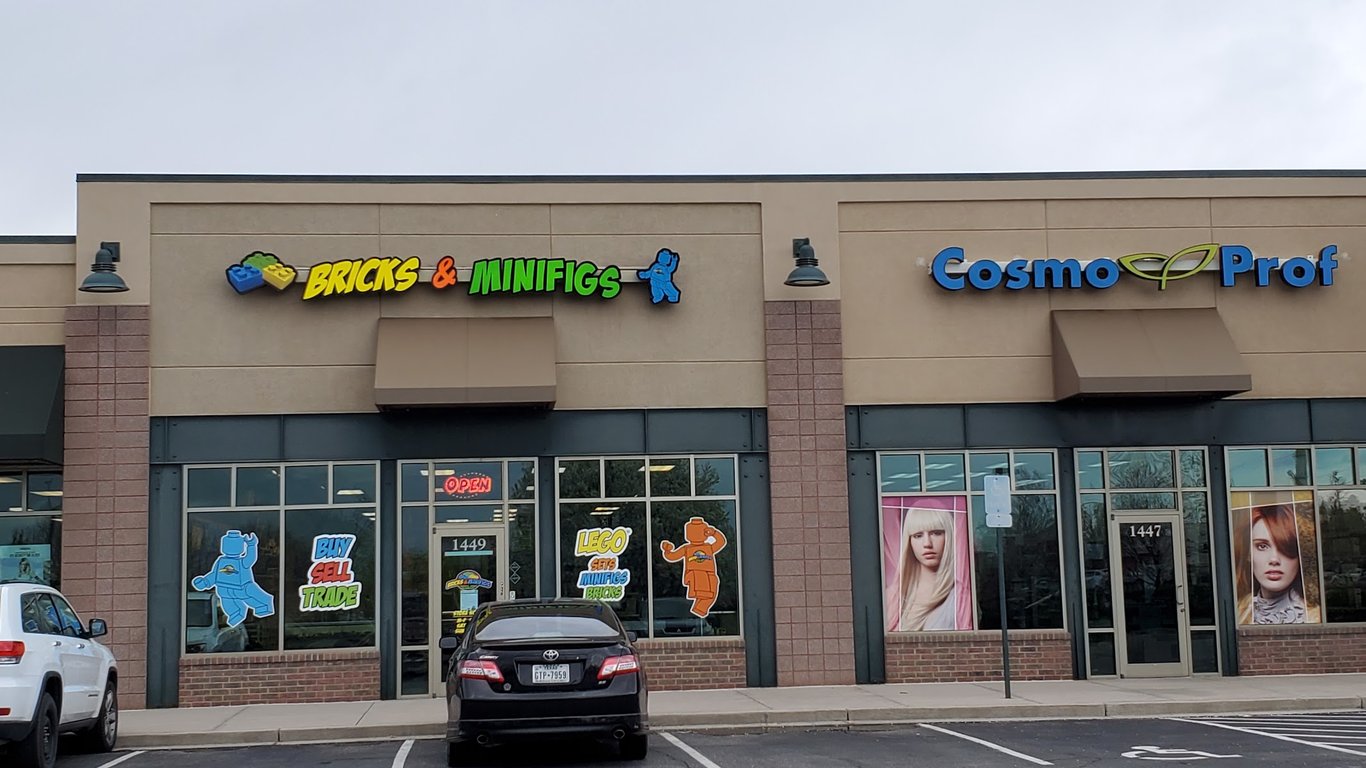 Photo of Bricks & Minifigs