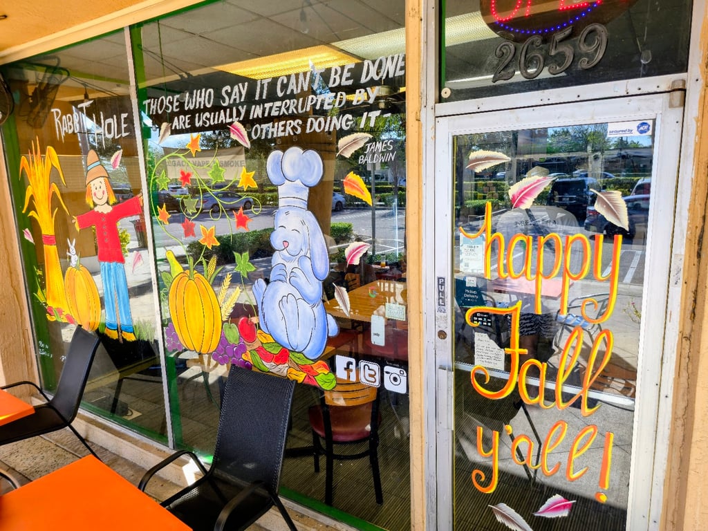 The Rabbit Hole – Elevated Vegan Comfort Cuisine