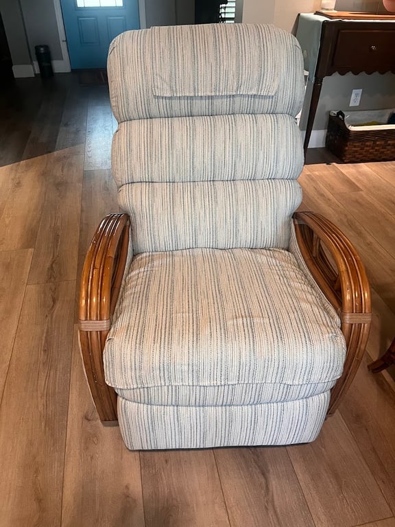 Silguero Upholstery