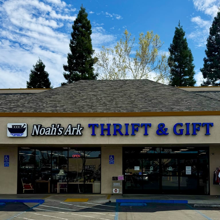 Noah’s Ark THRIFT & GIFT