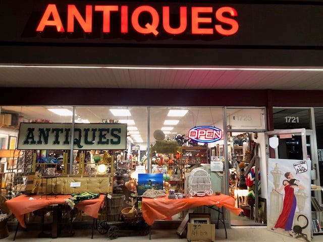 Photo of Arlington Heights Antiques