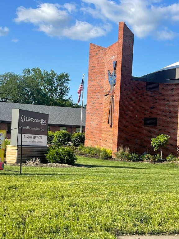 Life Connection Church – Food Distribution Center