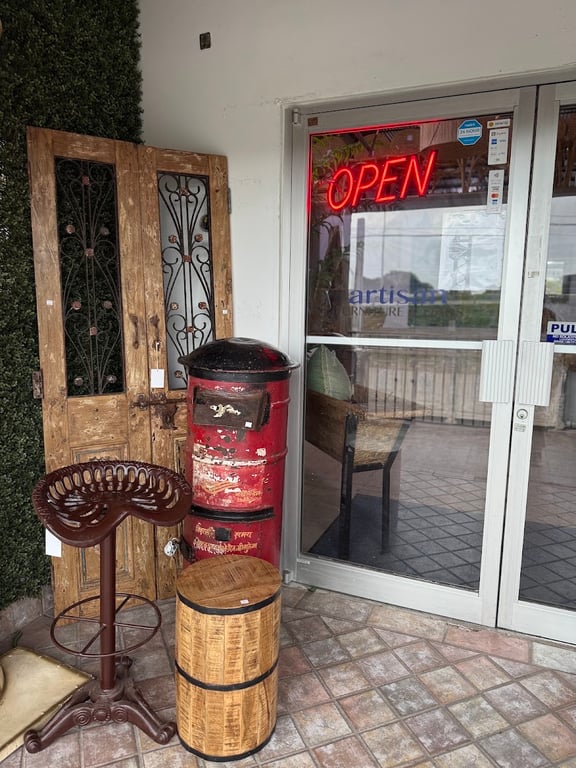 Artisan Furniture Warehouse & Outlet