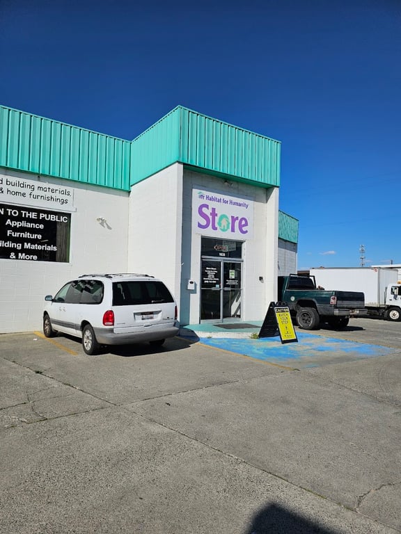 Habitat for Humanity ReStore (Lewiston)