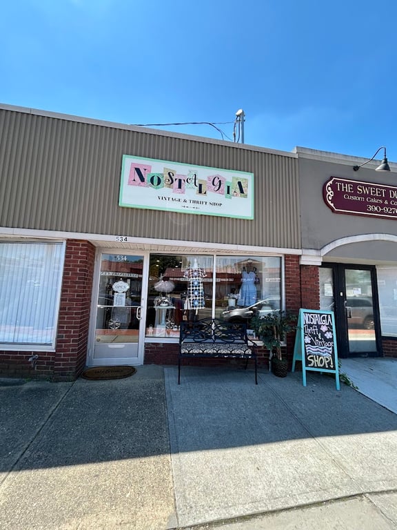 Nostalgia Vintage and Thrift