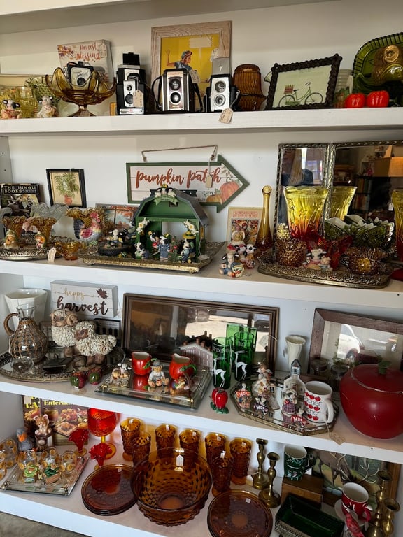 Photo of Blue Moon Vintage Market