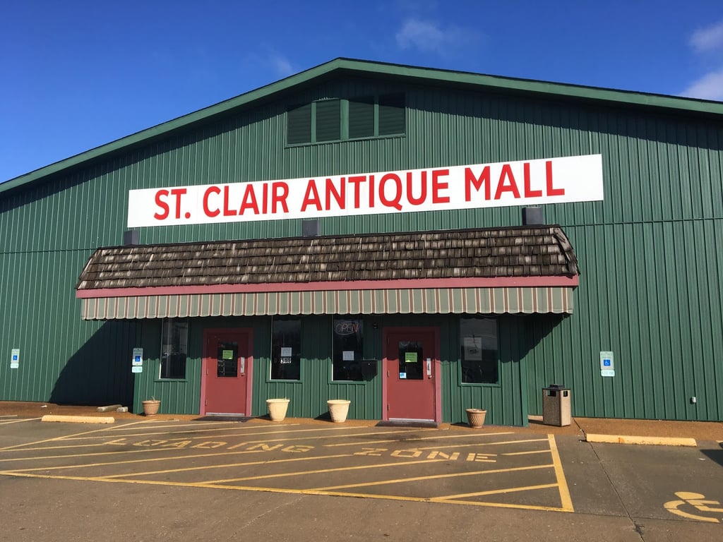 St. Clair Antiques Mall