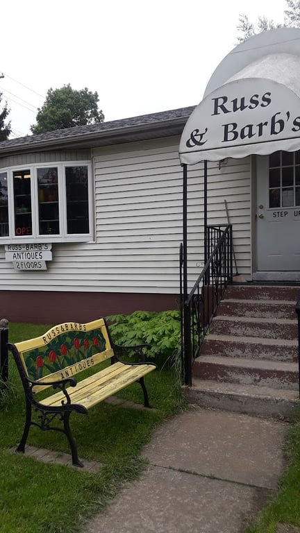 Photo of Russ & Barb’s Antiques