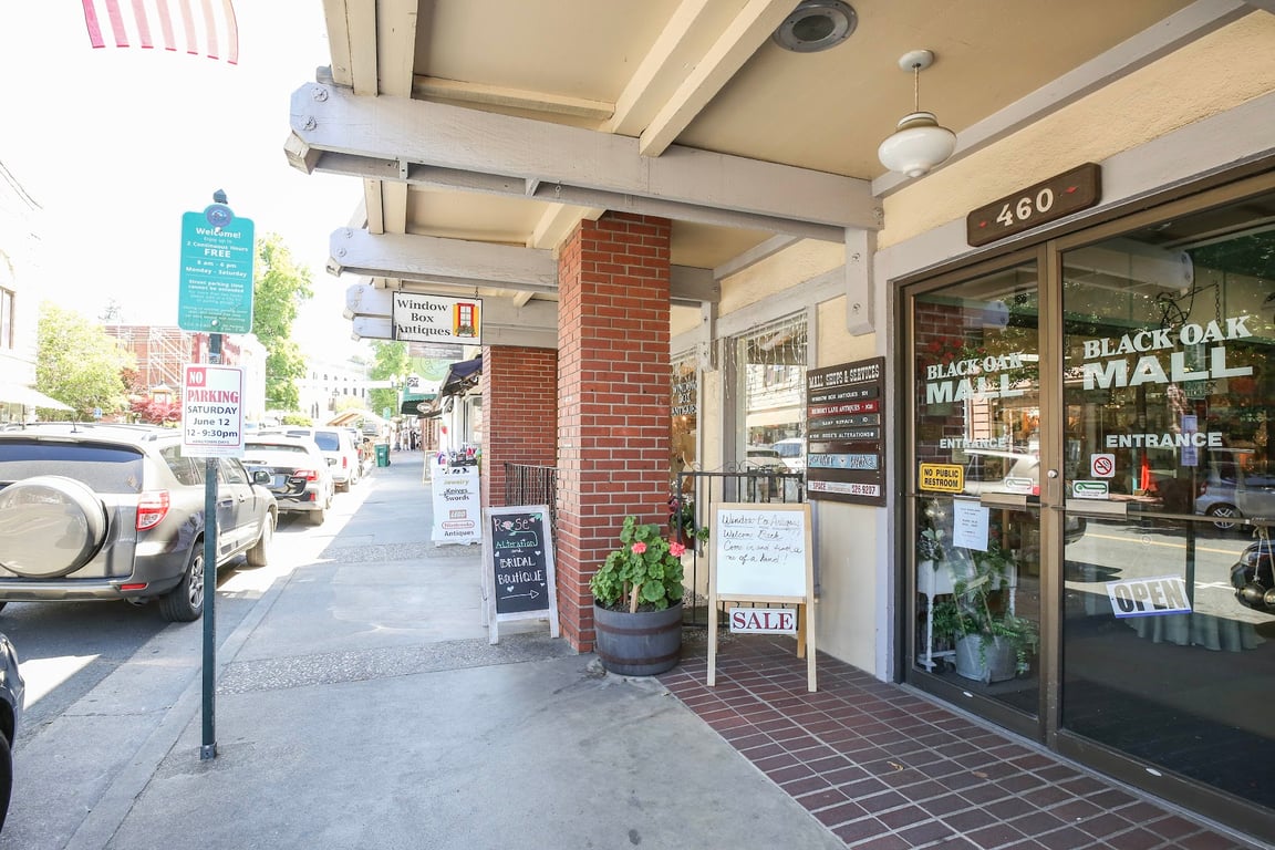 Welcome Vintage Boutique