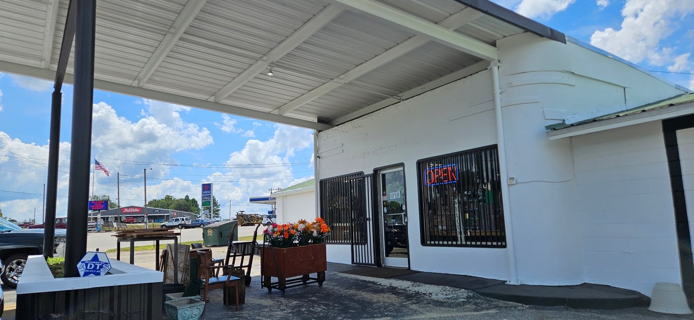 Photo of Black Sheep Antiques & Gifts