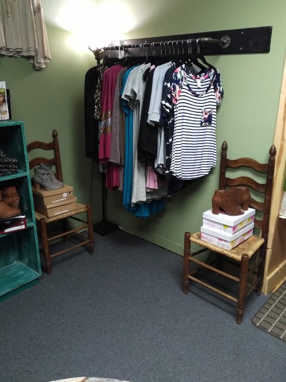 The Lili Pad Unique Gifts & Apparel