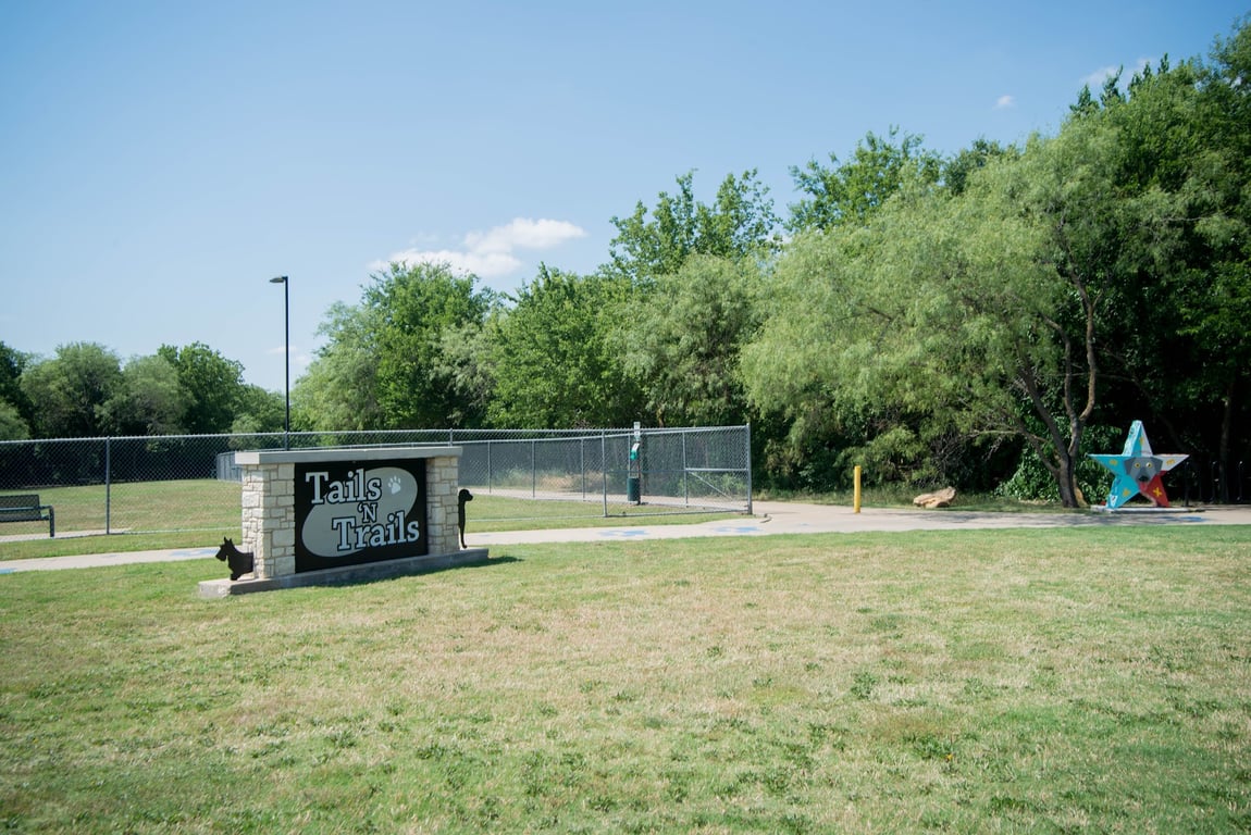 Tails ‘N Trails Dog Park