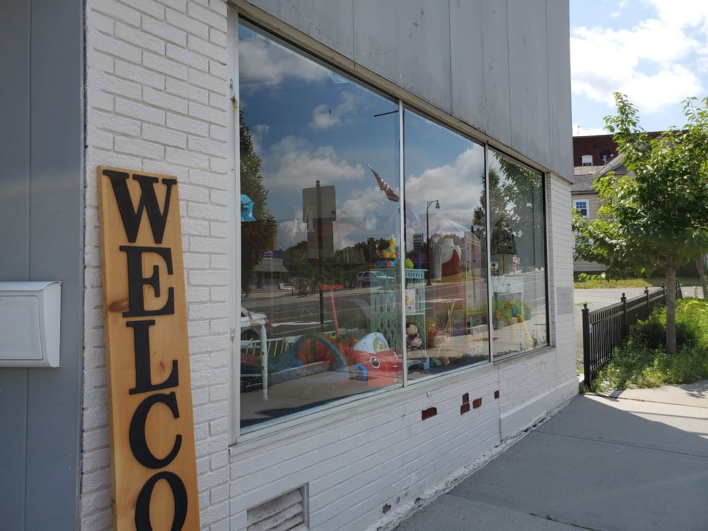Photo of Kidding Around Consignment