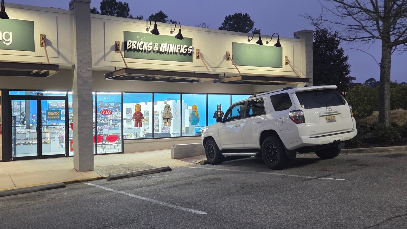 Photo of Bricks & Minifigs Vestavia Hills