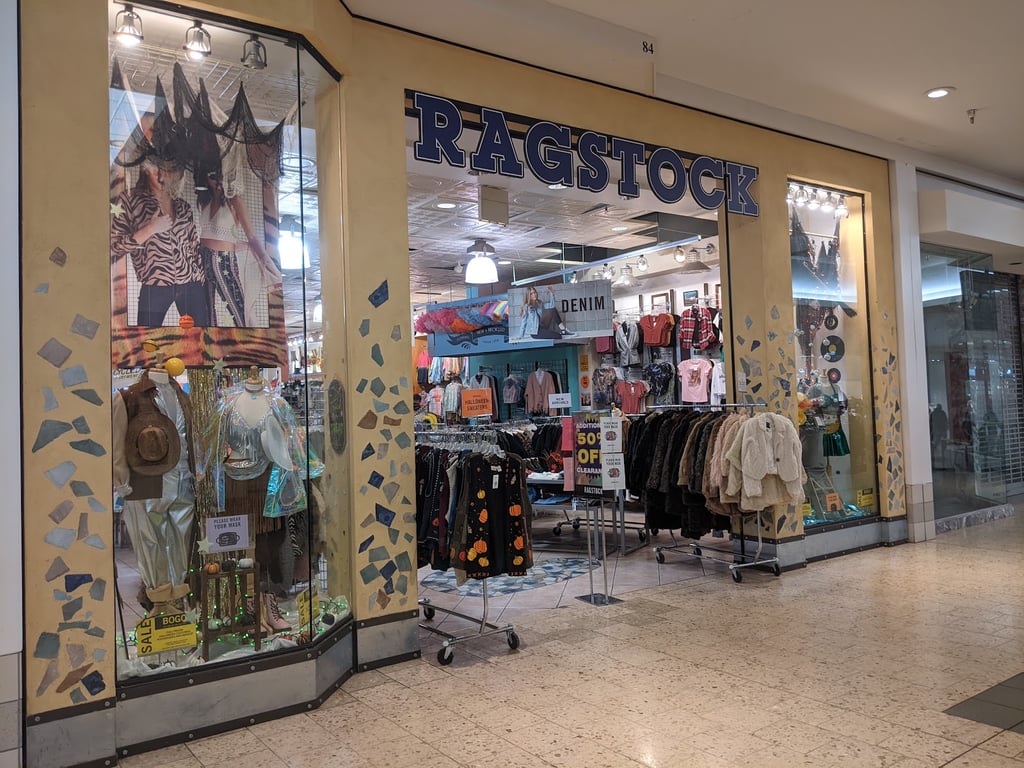 Ragstock Davenport
