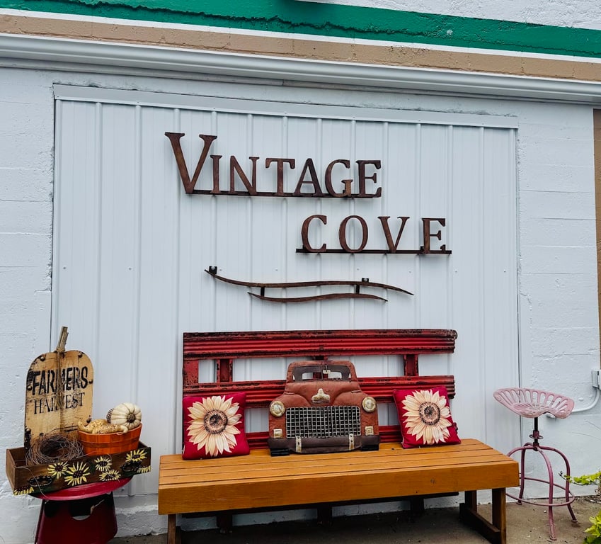 Vintage Cove