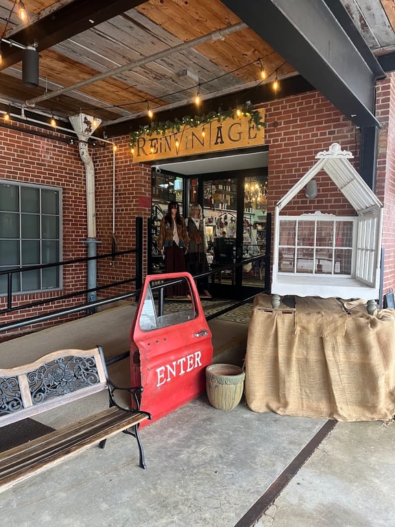 Reinvintage Warehouse