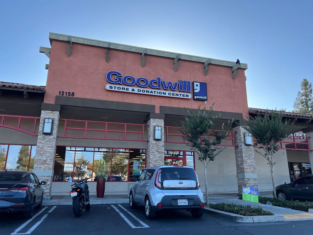 Goodwill Southern California Retail Store & Donation Center