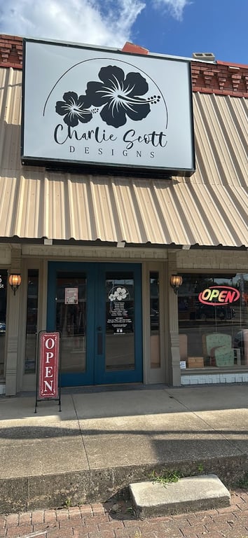 House of Scottie – Resale & Vintage Store