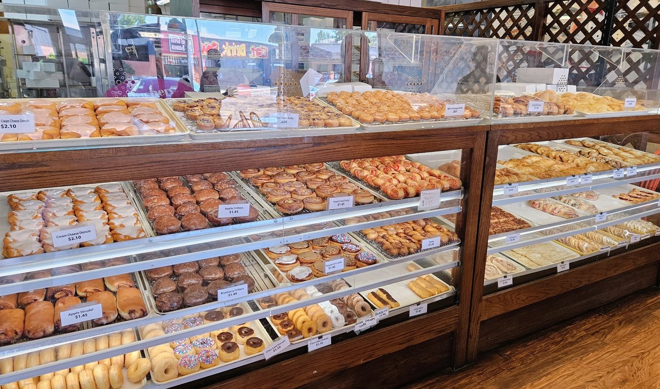 Photo of Munchers Bakery