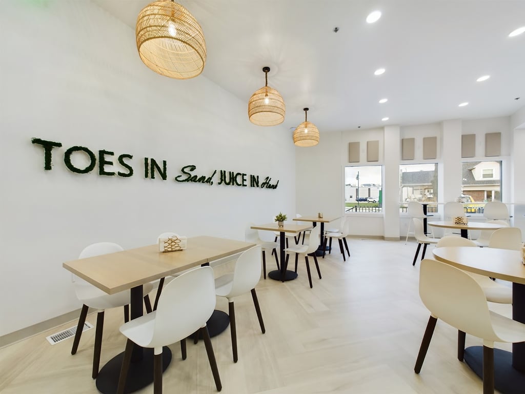 the DAILY DOSE JUICE Bar Pewaukee