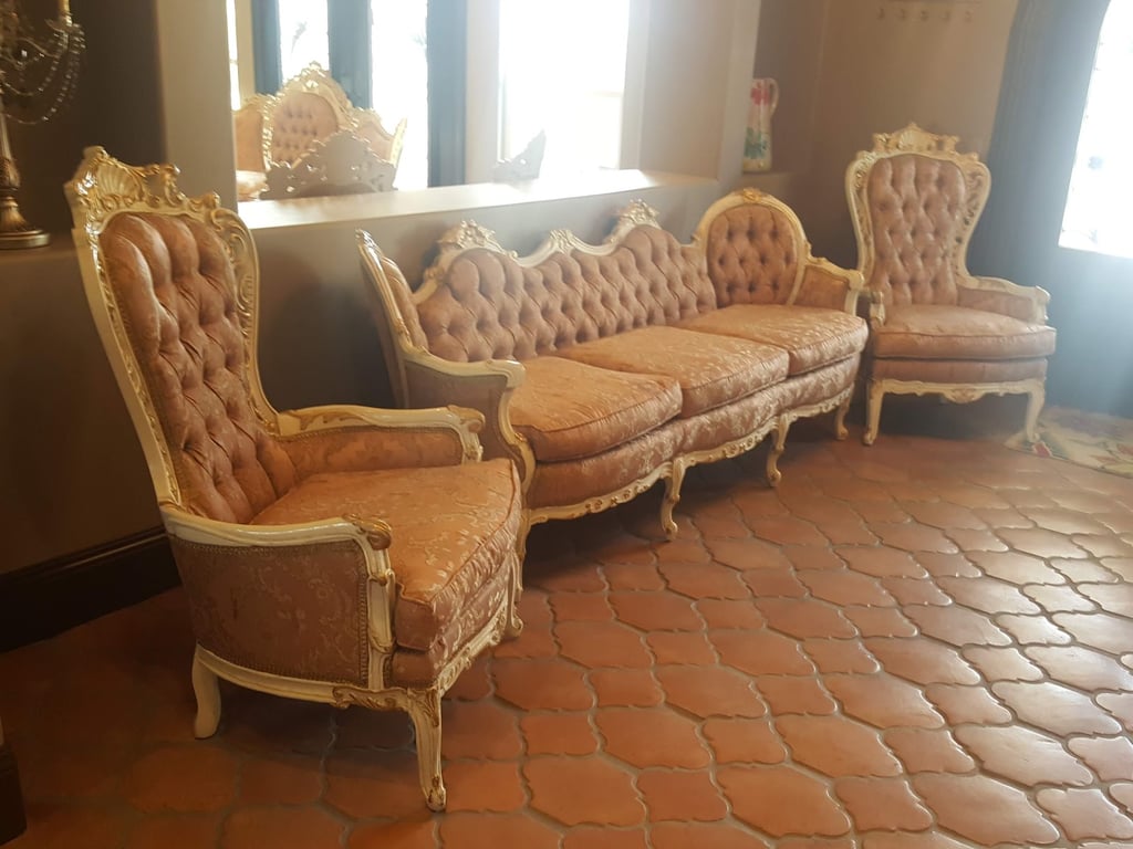 A World of Decor