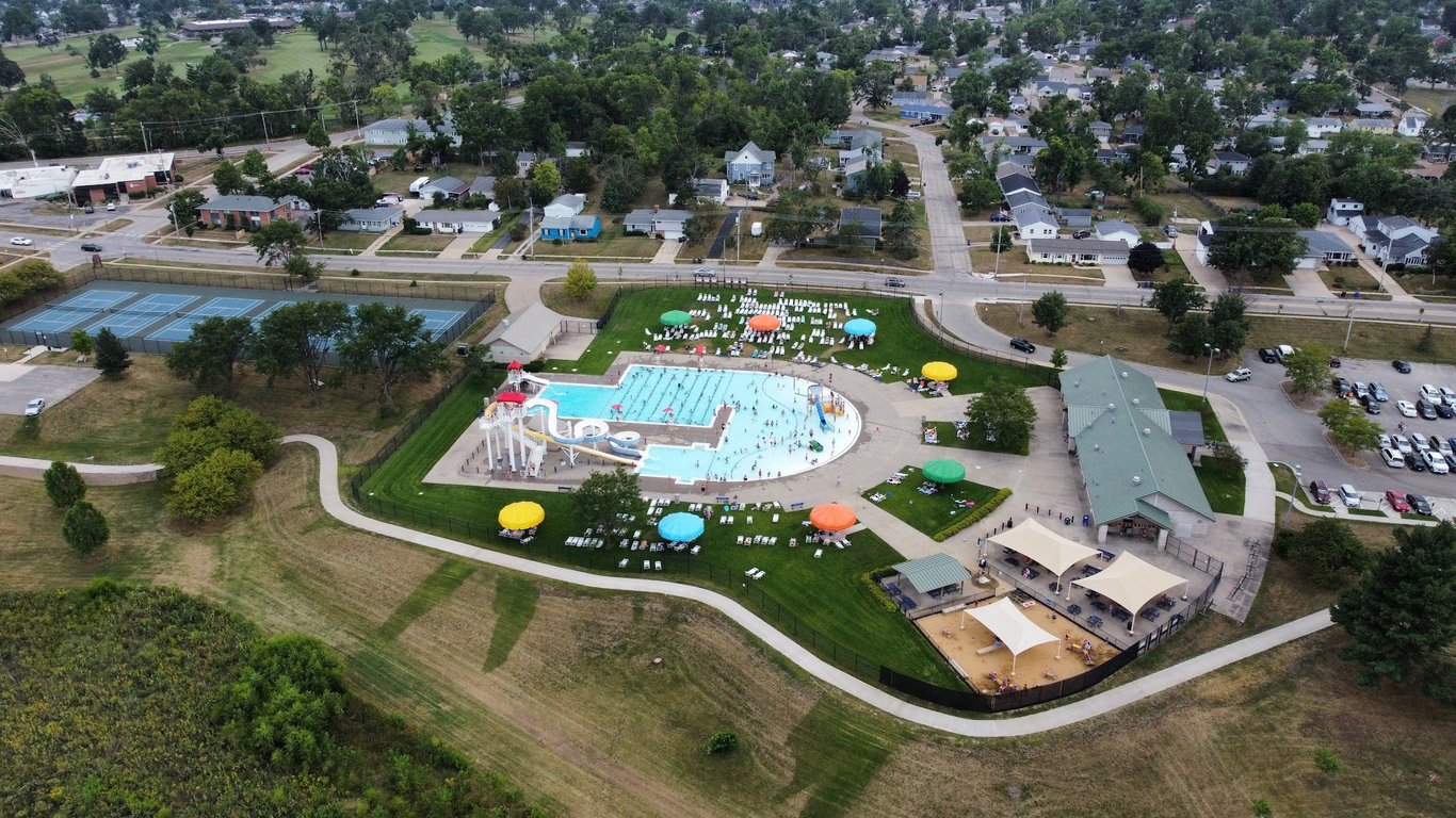 Noelridge Aquatic Center