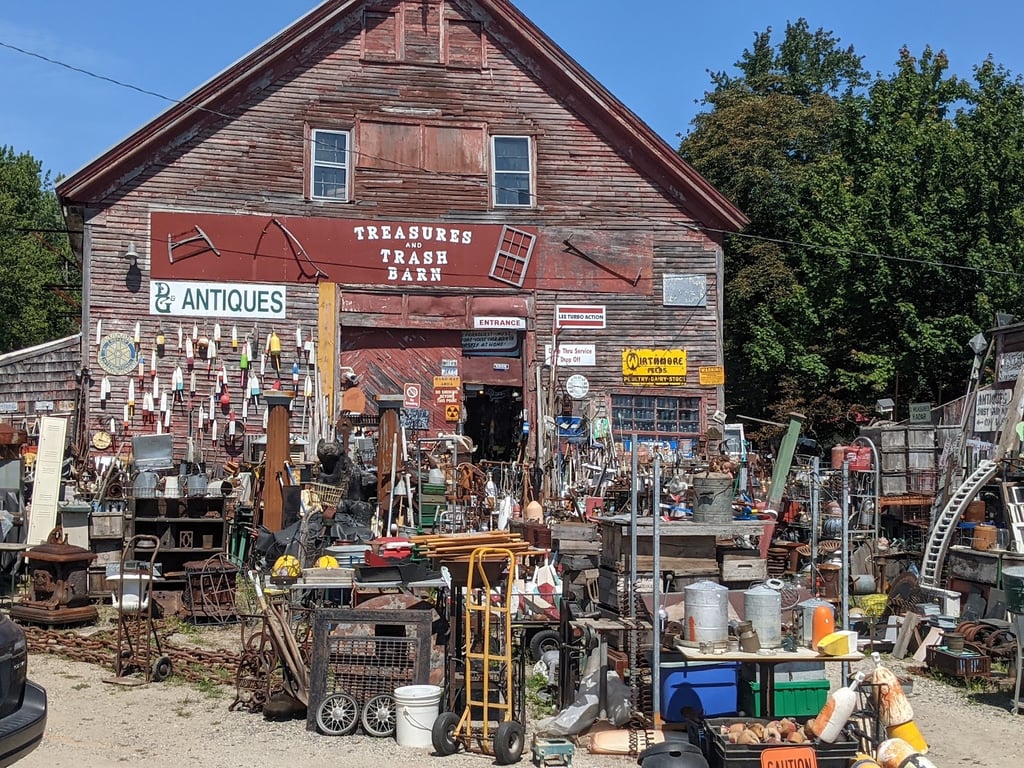 Photo of Treasures & Trash Barn