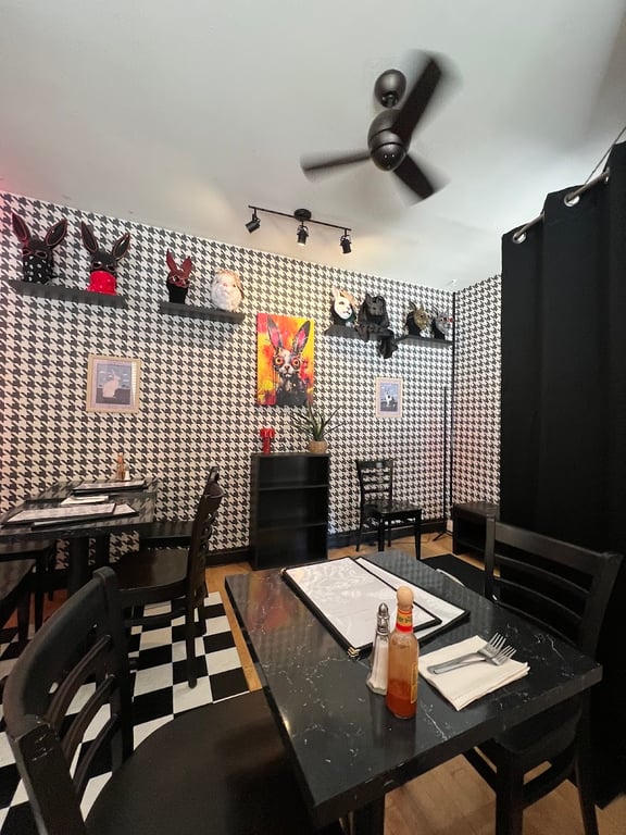 Mad Rabbit Cafe