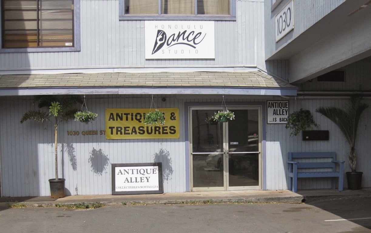 Antique Alley