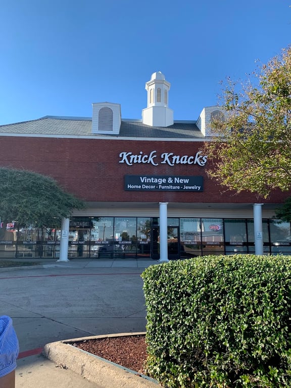 Knick Knacks Antique Mall