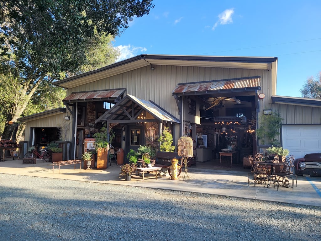 Photo of The Barn Vintage Market Place