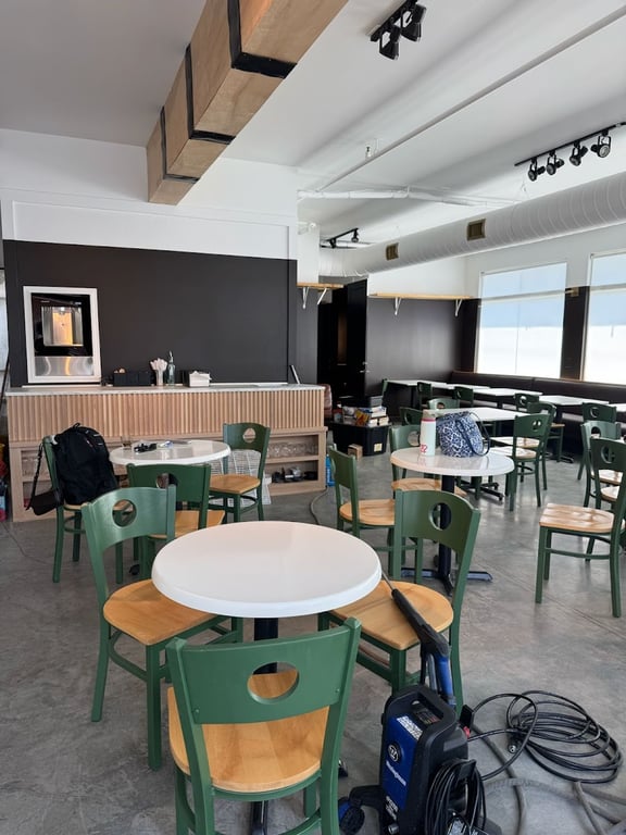 Momento Specialty Coffee – EAST