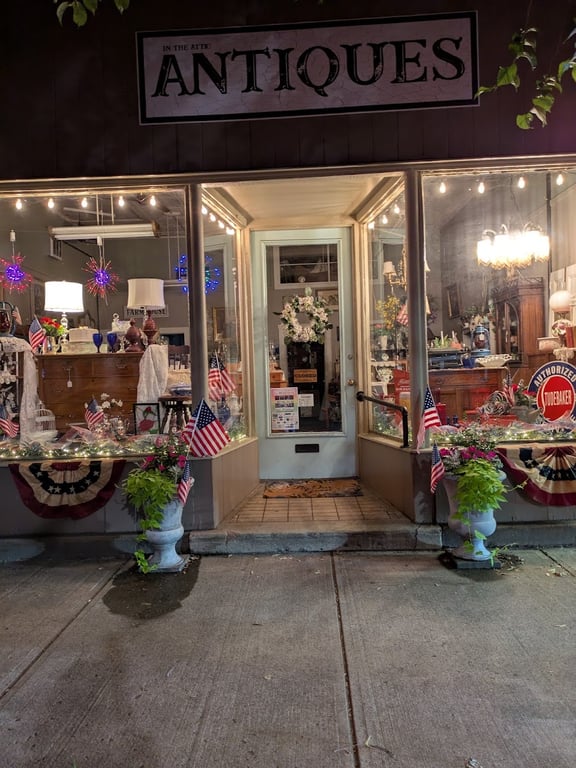 Photo of In The Attic Antiques and Collectables