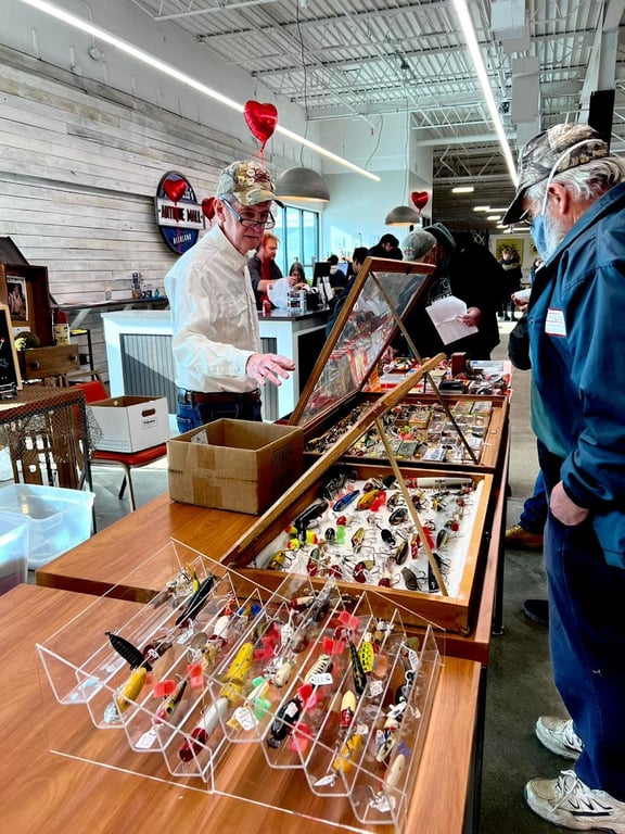 Scarce Collectibles & Antiques