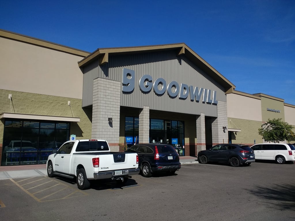 Queen Creek & Higley Goodwill Retail Store and Donation Center
