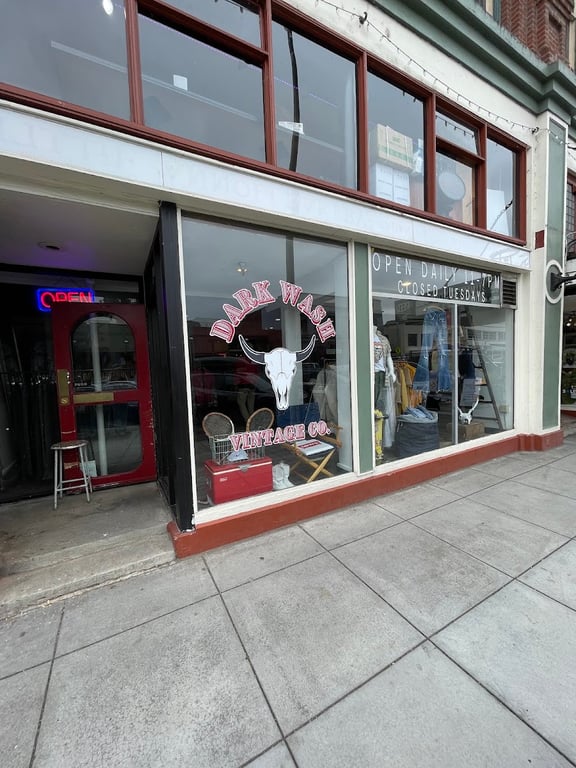 Photo of Dark Wash Vintage Co.