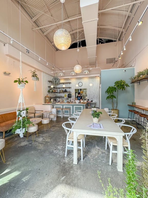 Photo of ALO Cafe Hawaii – SALT