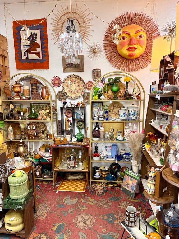 Twisted Sisters Marketplace
