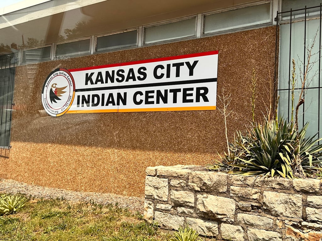 Kansas City Indian Center – Food Distribution Center