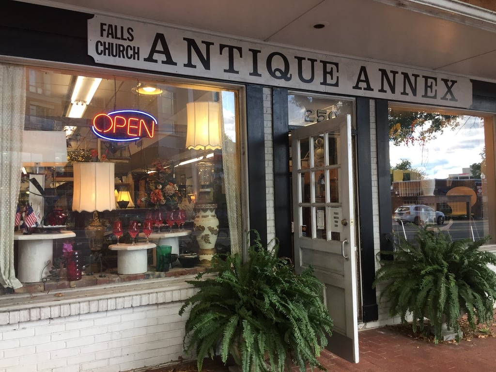 Falls Church Antique Annex