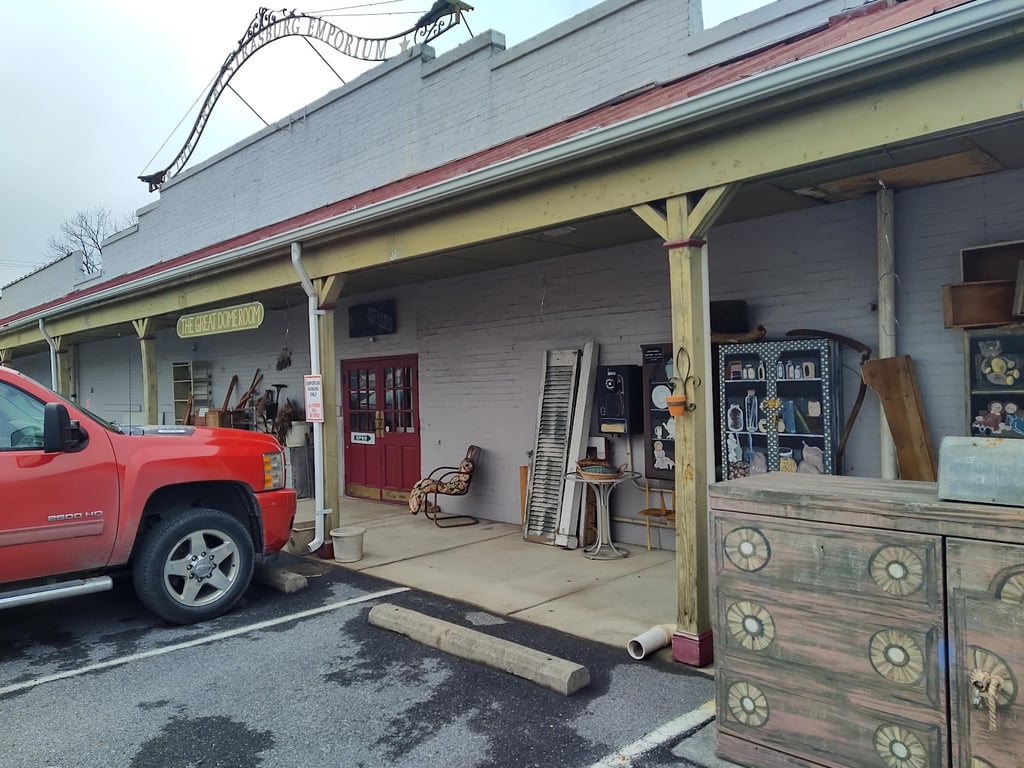 Strasburg Emporium LLC